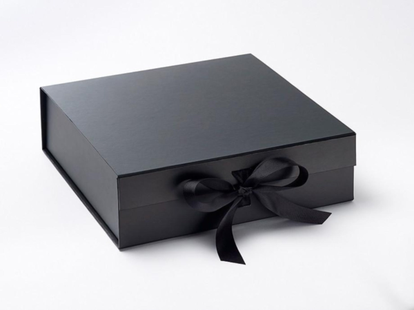 wholesale apparel gift boxes